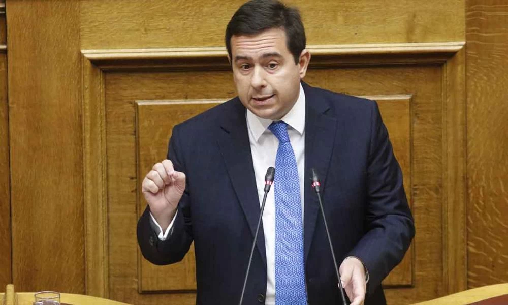 Ν. Μηταράκης: "Ελληνική βοήθεια προς τους Ουκρανούς πρόσφυγες"